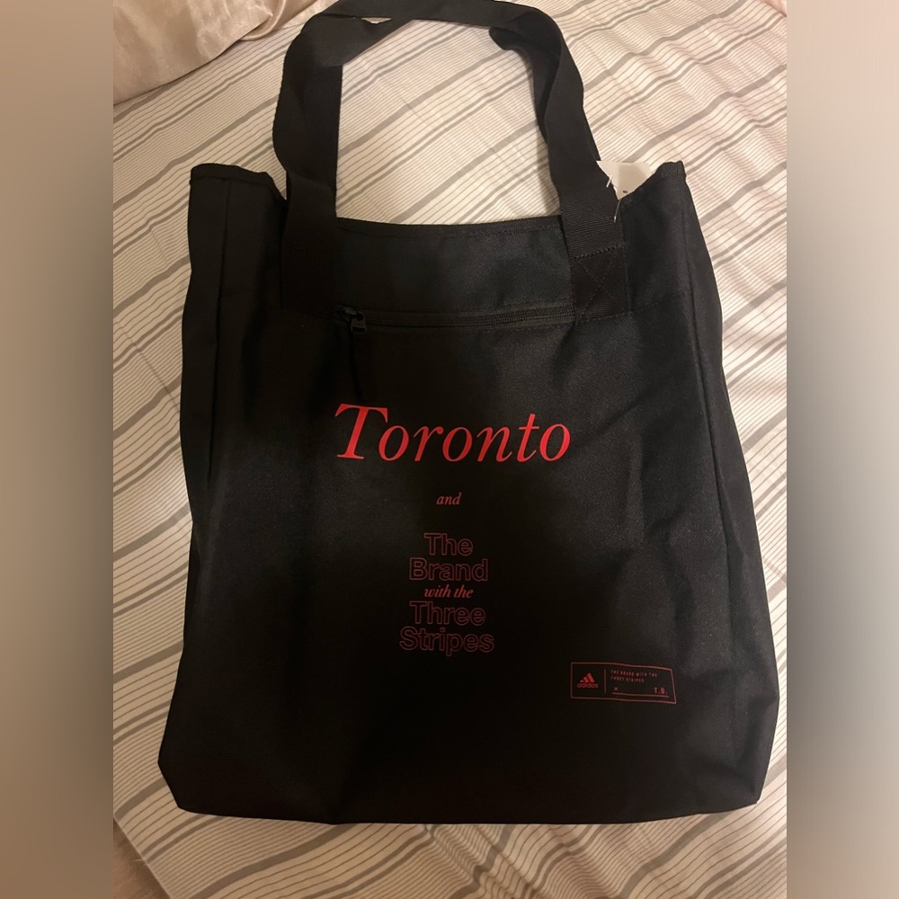 NWOT adidas Key Cities TO Tote